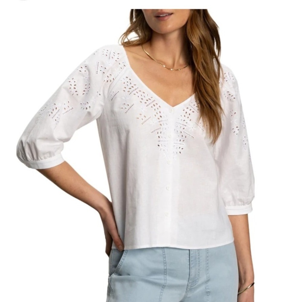 Sanctuary Fallen Blooms White Linen Cotton Eyelet Embroidered Blouse XS NEW